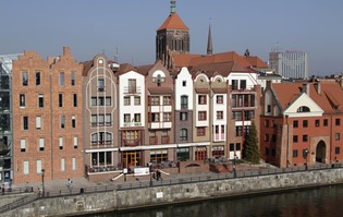 Hanza Hotel **** 